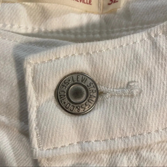 LEVI’S 711 Skinny Ankle Raw Hem w/ Embellishments at Ankle White Jeans - Picture 3 of 7